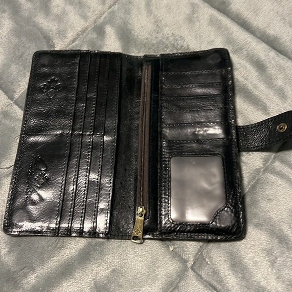 Patricia Nash Black and Cream Wallet newspaper print. No flaws Gold sparkle dust - Picture 2 of 7